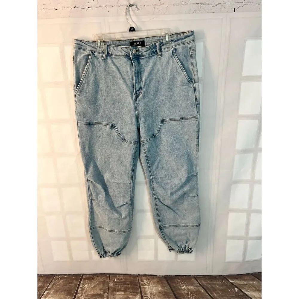 Akira Light Wash Blue Relaxed Fit High Waist Denim Jogger Carpenter Jeans Sz 18